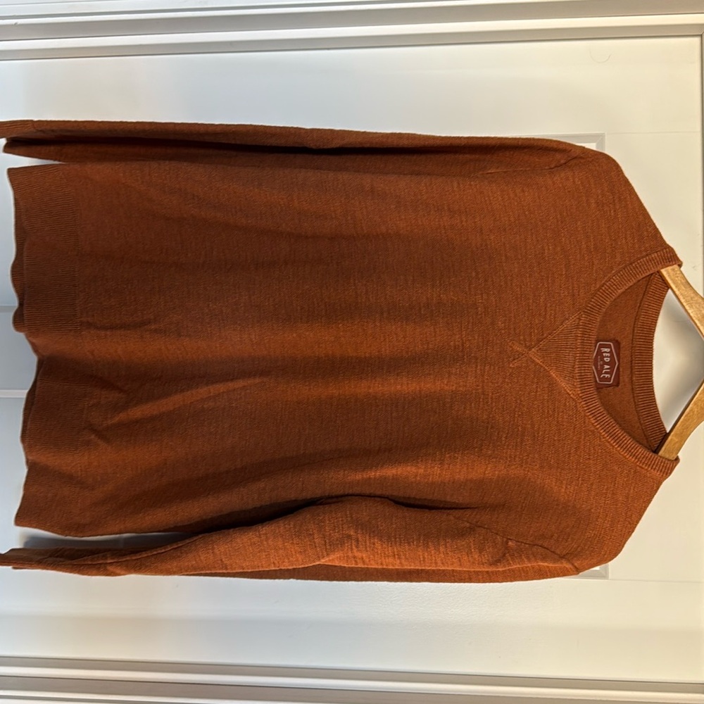 Large Red Ale sweater